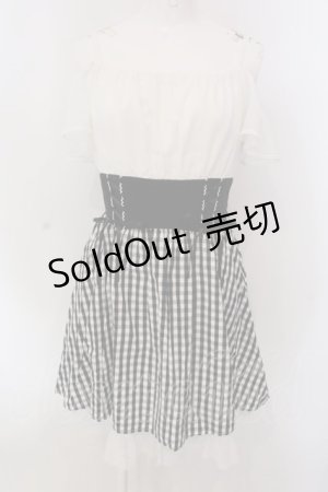 画像: Secret Honey / ダブルレースアップオフショルワンピース  シロ×クロ O-25-03-31-063-CA-OP-IG-OS