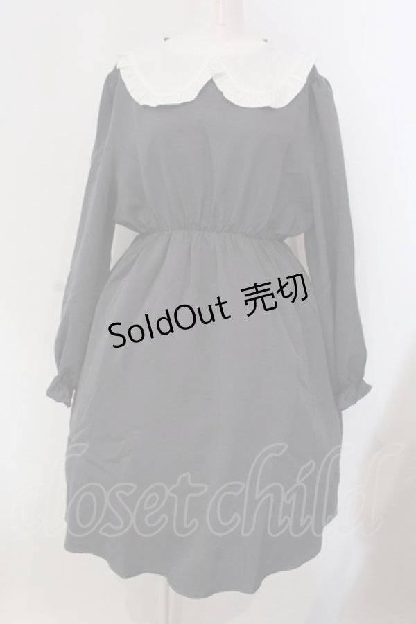画像1: Taberuno Sky / フリルエリワンピース ワイサイズ グレー O-25-03-31-007-LO-OP-IG-ZY (1)