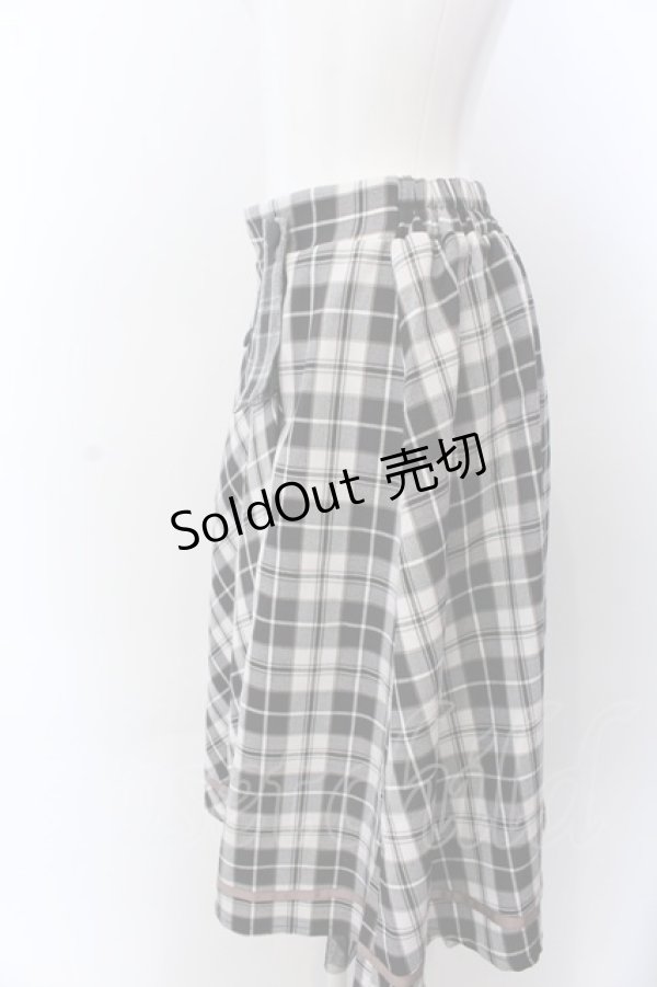 画像2: axes femme POETIQUE / チェックタックデザインスカート M クロ O-25-04-04-079-AX-SK-OW-OS (2)