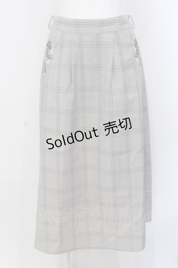 画像1: axes femme / 花刺繍チェック柄スカート  ブラウン O-25-04-05-062-AX-SK-IG-OS (1)