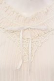 画像2: axes femme / 胸元メローフリルレースカットソー長袖 M オフシロ O-25-04-05-063-AX-TO-IG-OS (2)
