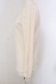 画像3: axes femme / 胸元メローフリルレースカットソー長袖 M オフシロ O-25-04-05-063-AX-TO-IG-OS (3)