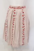 画像1: Fi.n.t / フルーツ刺繍ストライプスカート F アカ O-25-04-07-058-CA-SK-OW-OS (1)