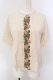 画像1: Fi.n.t / フルーツ刺繍プルブラウス F キナリ O-25-04-07-061-CA-BL-OW-OS (1)