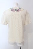 画像3: Fi.n.t / フルーツ刺繍襟ブラウス F アイボリー O-25-04-08-009-CA-BL-OW-OS (3)
