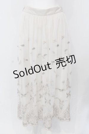 画像: axes femme / チュールカラー刺繍スカート F キナリ O-25-04-08-003-AX-SK-OW-OS