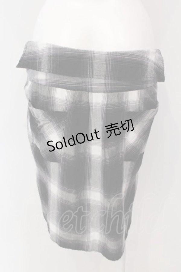 画像3: 【SALE】RNA / オンブレーチェックシャツスカート M ブラック O-25-04-10-086-PU-SK-YM-ZT059 (3)