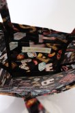 画像3: metamorphose / オリジナルビスケット柄Bag  クロ O-25-04-10-115-ME-BG-OW-OS (3)