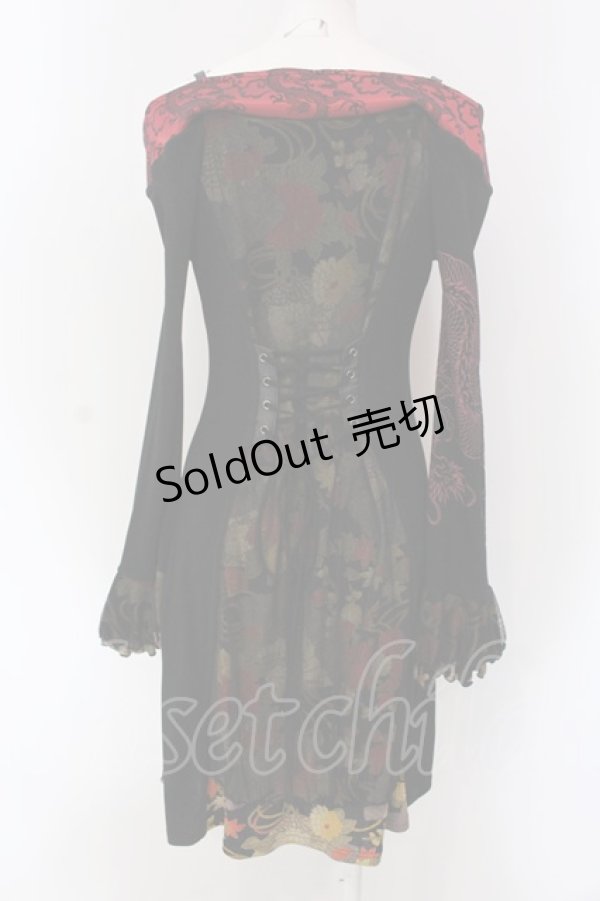 画像4: Qutie Frash / レースアップオフショルチュニック【旧タグ】  ブラック×レッド×ちりめん O-25-04-15-027-QU-OP-IG-OS (4)