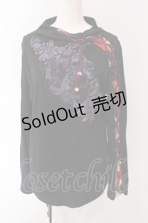 画像: gouk / レースアップスリーブプリントカットソー  ブラック O-25-04-15-053-GO-TO-IG-OS