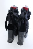 画像6: Demonia / ベロア切り替え厚底ブーツ つま先〜かかと（横向きにして測定）約28ｃｍ ブラック×レッド O-25-04-15-1014-PU-SH-OW-OS (6)