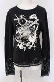 画像1: PUTUMAYO / アリスうさぎプリントカットソー  ブラック O-25-04-15-069-PT-TO-IG-OS (1)