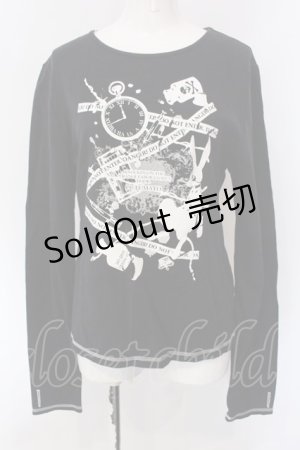 画像: PUTUMAYO / アリスうさぎプリントカットソー  ブラック O-25-04-15-069-PT-TO-IG-OS