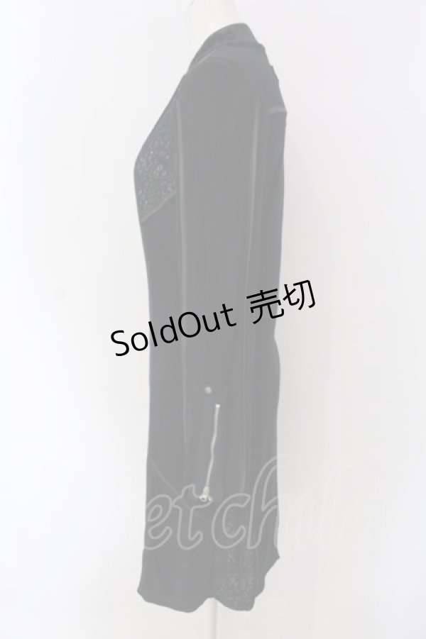 画像3: Ozz oneste / 異素材切替ジップアップワンピース  ブラック O-25-04-15-016-OO-OP-IG-OS (3)