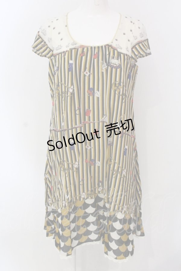 画像1: 【SALE】Cherir la femme / favoriteくしゅワンピ  イエロー×アイボリー O-25-04-17-047-LO-OP-IG-ZT045 (1)