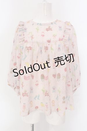 画像: yukiemon / オーナメント柄テキスタイル5分袖ブラウス  ピンク O-25-04-17-094-LO-BL-IG-OS