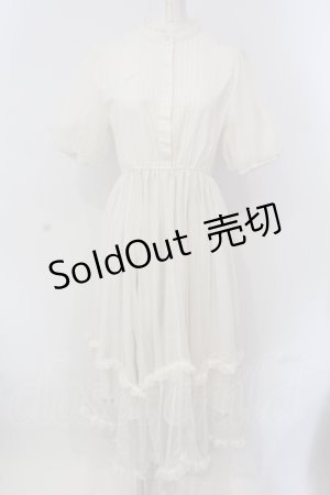 画像: Fi.n.t / チュールドッキングロングワンピース【洗える】  アイボリー O-25-04-19-030-CA-OP-IG-OS