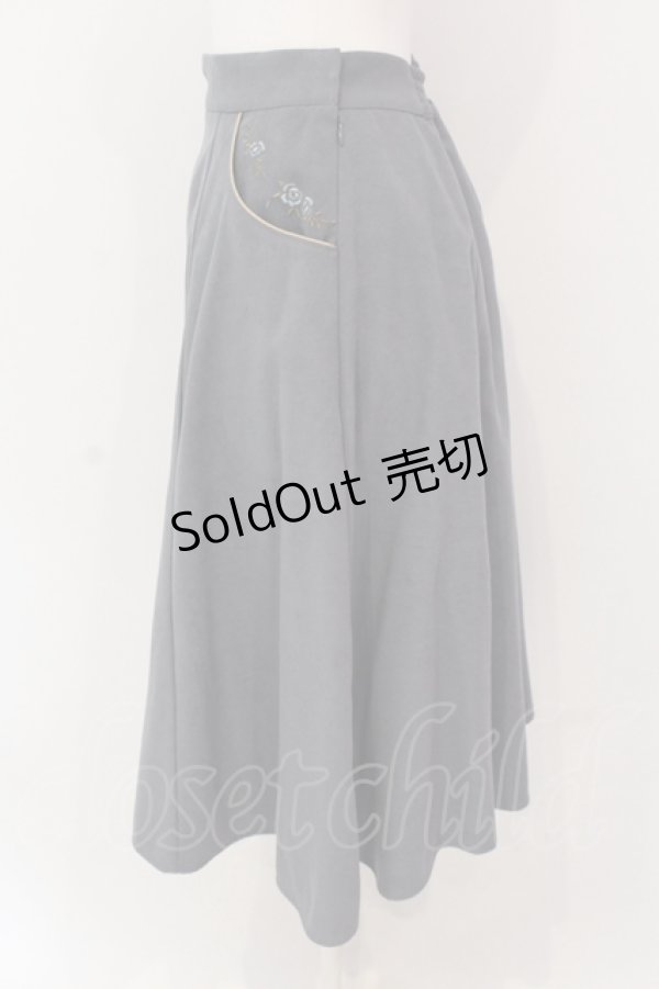 画像2: 【SALE】Fi.n.t / 金縁ティーカップポケットスカート【洗える】  ブルー系 O-25-04-19-040-CA-SK-IG-ZT230 (2)