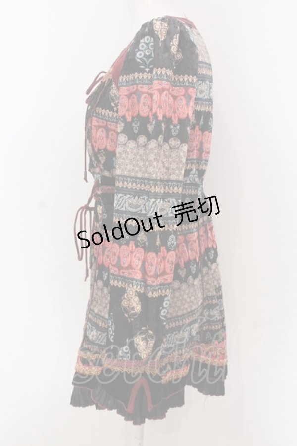 画像3: Ozz oneste / ベロア総柄チュニック  ブラック×レッド系 O-25-04-21-040-OO-OP-IG-OS (3)