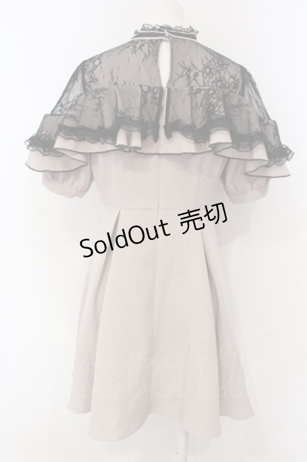 画像4: Rojita / ショルダーオーバーレースラッフルワンピース  ピンク O-25-04-21-064-LO-OP-IG-OS (4)