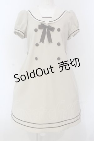画像: Innocent World / ピコレースのセーラーワンピース  ベージュ O-25-04-21-005-IW-OP-IG-OS