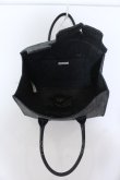 画像3: axes femme / ポーチつき刺繍入りフェルトバッグ  グレー O-25-04-22-007-AX-BG-IG-ZT087 (3)