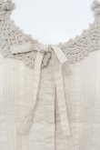 画像2: INGEBORG / レースカラータックブラウス 9 アイボリー O-25-04-24-064-LO-BL-IG-OS (2)