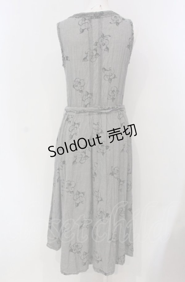 画像4: INGEBORG / 千鳥格子カメリアプリントロングワンピース 9 グレー O-25-04-30-1031-LO-OP-IG-OS (4)