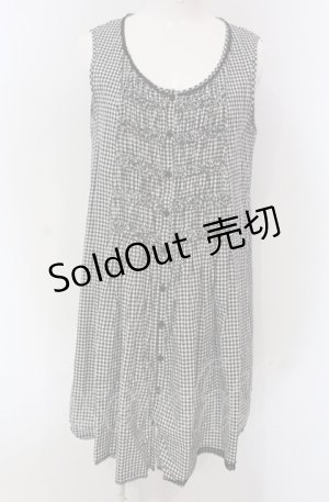 画像: INGEBORG / ギンガムチェックフロントシャーリングノースリーブチュニック 9 クロ×シロ O-25-04-30-1020-LO-TO-IG-OS