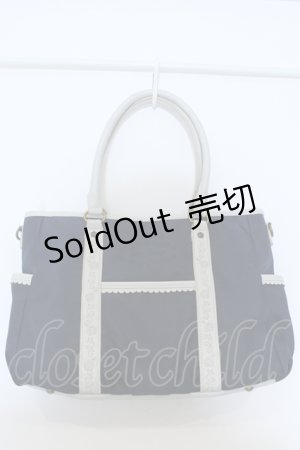 画像: 【SALE】axes femme / 刺繍入りナイロンバッグ  ネイビー O-25-05-03-004-AX-BG-OW-ZT-K021