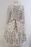 画像4: ATELIER PIERROT / Rosy Bouquet Dress 1 オフホワイト O-25-05-05-013-EL-OP-IG-OS (4)