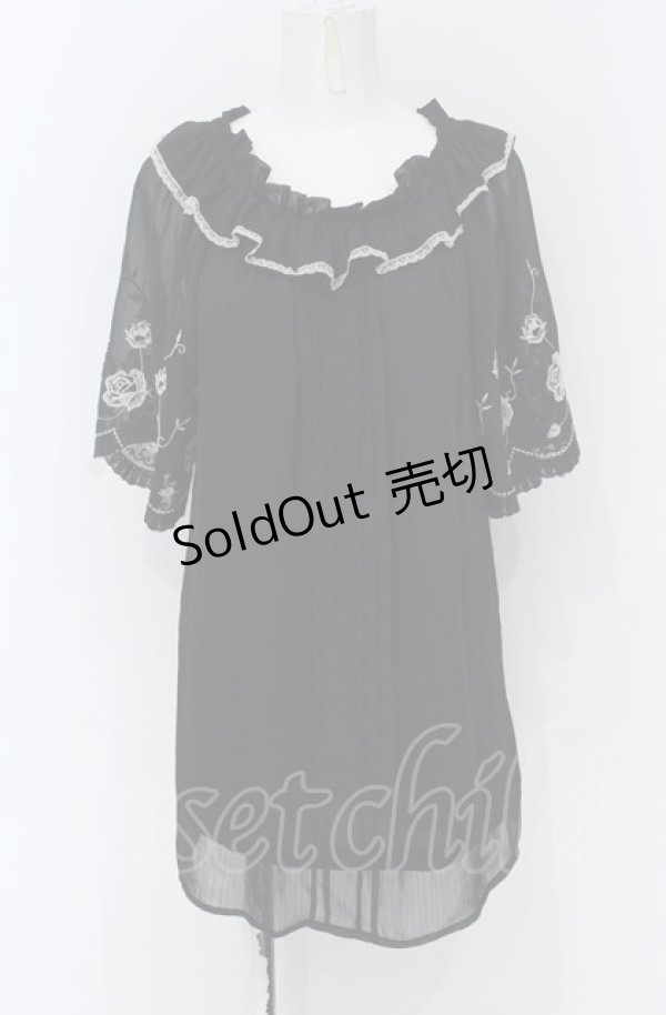 画像1: axes femme / 刺繍袖楊柳シフォンチュニック M クロ O-25-05-06-007-AX-OP-OW-OS (1)