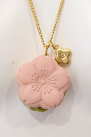 画像: Q-pot. / サクラモナカマッチャアンネックレス  サクラモナカマッチャアン（ピンク×グリーン） O-25-05-10-050-QP-AC-OW-OS