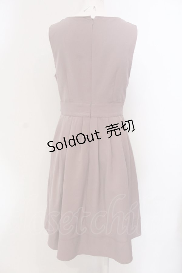 画像3: 【SALE】Fi.n.t / ピンタック使いノースリーブワンピース F ピンク O-25-05-10-007-CA-OP-OW-ZT094 (3)