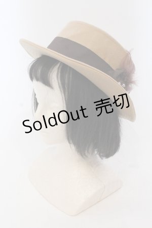 画像: axes femme / 羽飾りカンカン帽子  キャメル O-25-05-12-004-AX-AC-IG-OS