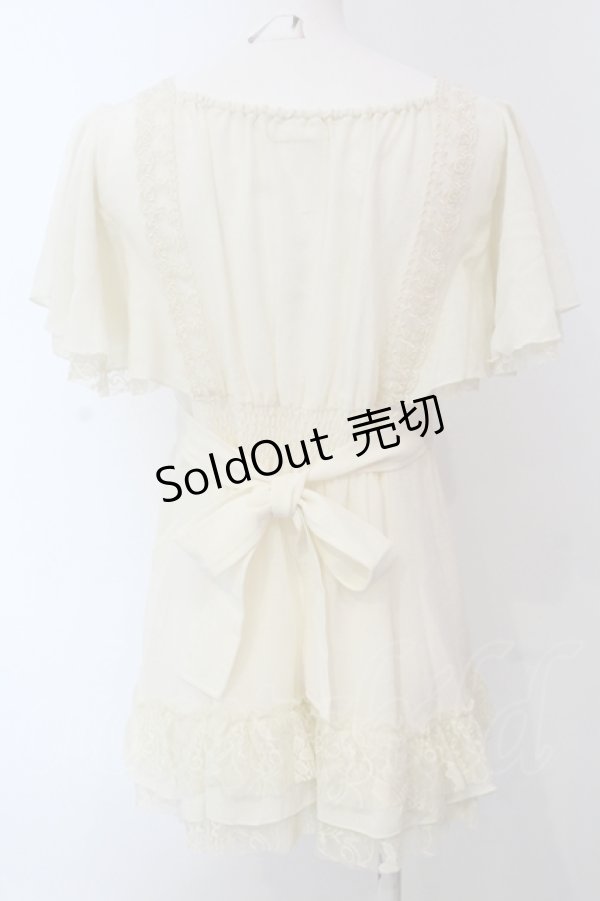 画像3: axes femme / ラッフルスリーブレース配色チュニック  アイボリー O-25-05-12-040-AX-TO-IG-OS (3)