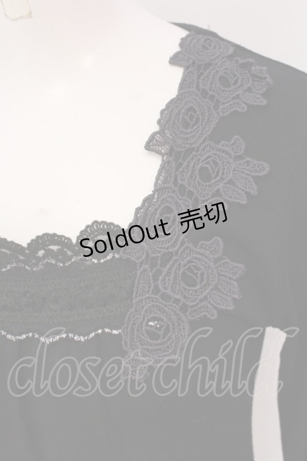 画像2: axes femme / ローズモチーフレースカットソー  クロ O-25-05-12-060-AX-TO-IG-OS (2)