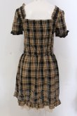 画像4: axes femme / スカラップ刺繍レースアップワンピース  ブラウン O-25-05-12-073-AX-OP-IG-OS (4)