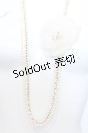 画像: INGEBORG / フラワーコサージュ多連ネックレス  ゴールド O-25-05-14-015-LO-AC-OW-OS