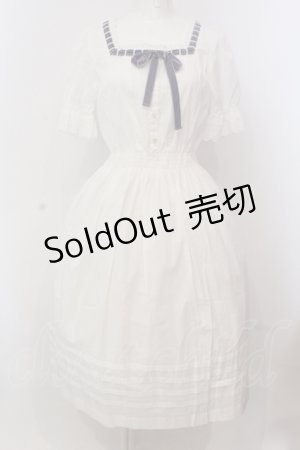 画像: Katie / NO COUNTRY puff ワンピース  シロ×ラベンダー O-25-05-15-014-LO-OP-IG-OS