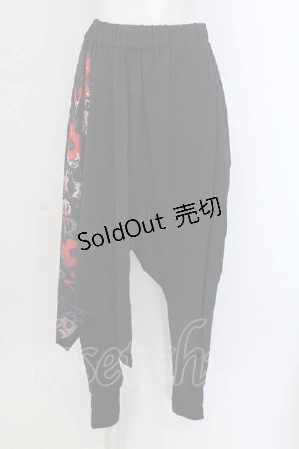 画像1: NieR Clothing / フラップ付きSARROUEL PANTS 【NieR ROSE】 パンツ  ブラック×レッド O-25-05-17-001-PU-PA-IG-OS (1)
