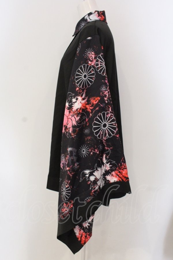 画像2: NieR Clothing / 着物風袖ブロッキングシャツ【和柄九尾(赤)】  ブラック×レッド O-25-05-17-014-PU-BL-IG-OS (2)