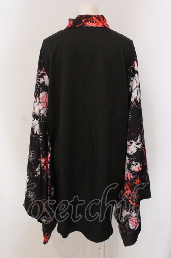 画像3: NieR Clothing / 着物風袖ブロッキングシャツ【和柄九尾(赤)】  ブラック×レッド O-25-05-17-014-PU-BL-IG-OS (3)