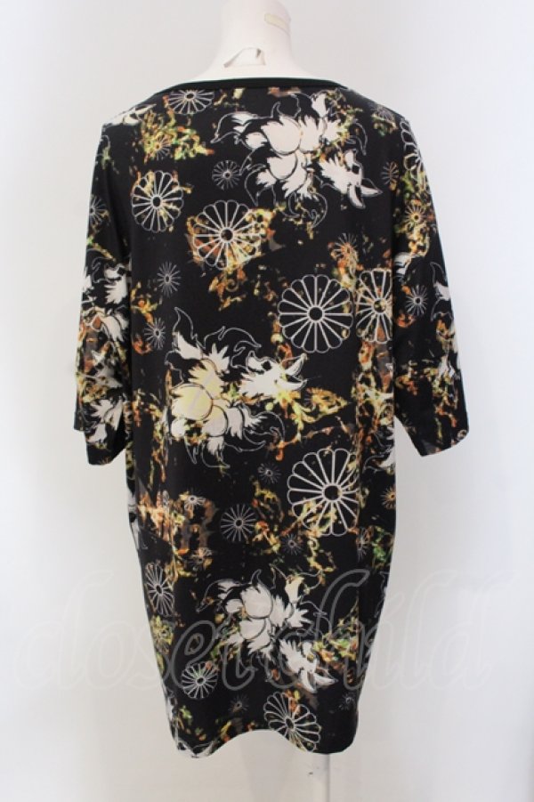 画像2: NieR Clothing / 超BIG SILHOUETTE CUTSEW【和柄九尾】 Tシャツ  イエロー×ブラック O-25-05-17-021-PU-TO-IG-OS (2)