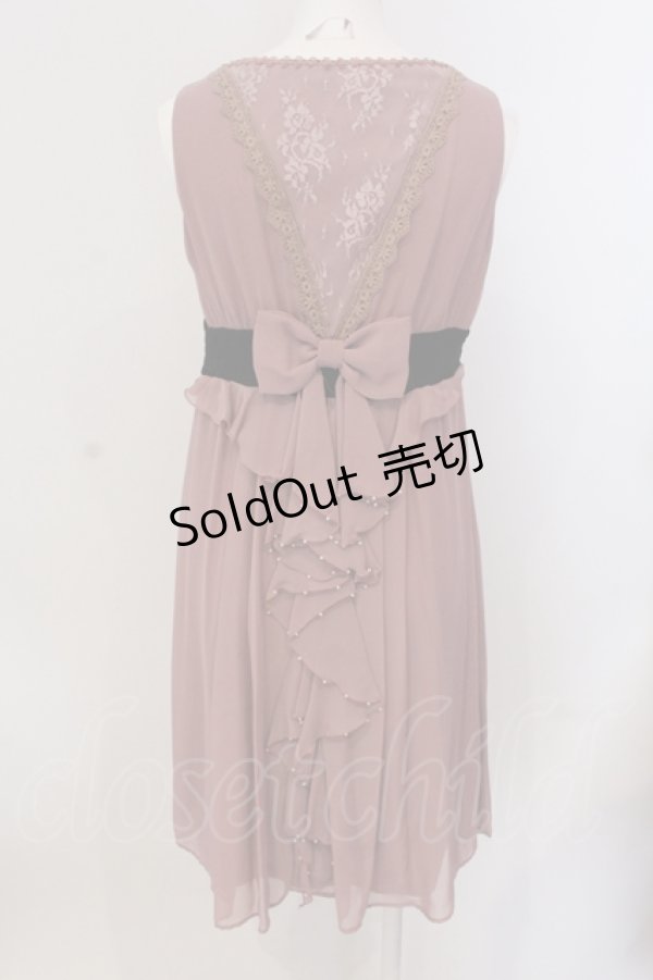 画像2: axes femme / 後ろラッフルフリルワンピース M ピンクベージュ O-25-05-19-008-AX-TO-OW-OS (2)