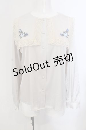 画像: an another angelus / スクエアレース襟ブラウス F グレー O-25-05-20-038-CA-BL-OW-OS