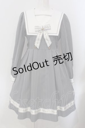 画像: Amavel / Message Ribbon スクエアセーラーワンピース F グレー O-25-05-20-005-CA-OP-OW-OS