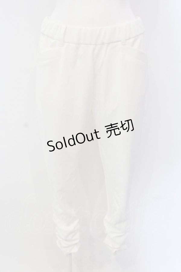 画像1: INGEBORG / 裾ギャザーパンツ 3（9号相当） シロ O-25-05-22-038-LO-PA-OW-ZT400 (1)