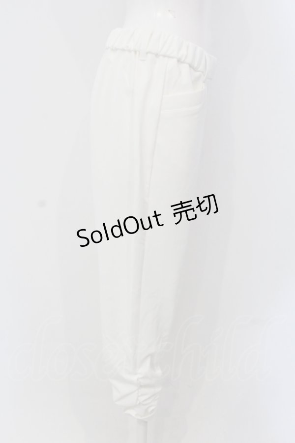 画像2: INGEBORG / 裾ギャザーパンツ 3（9号相当） シロ O-25-05-22-038-LO-PA-OW-ZT400 (2)