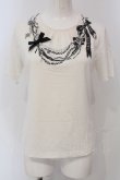 画像1: INGEBORG / ネックレスプリントTシャツ 9 オフシロ O-25-05-22-073-LO-TS-IG-OS (1)